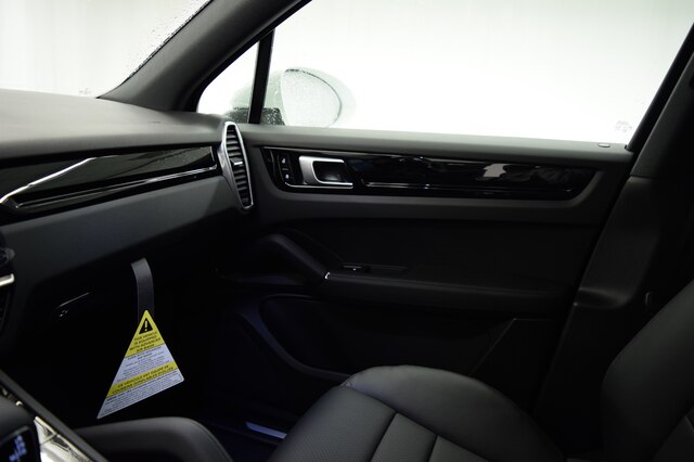 New 2020 Porsche Cayenne Suv In Rochester Lda01171 Porsche